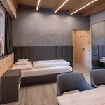 Reinstadler Aparthotel 3*