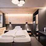 Hotel apartamentowy Reinstadler