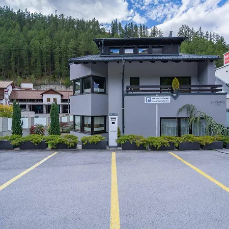 Reinstadler Lägenhetshotell 3*