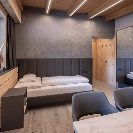 Reinstadler Apartahotel 3*