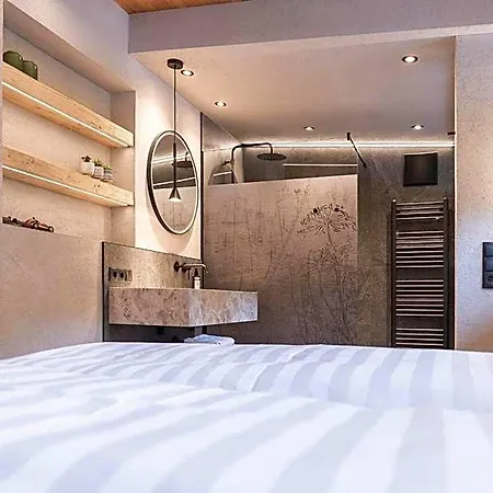 Apart-hotel Reinstadler 3*