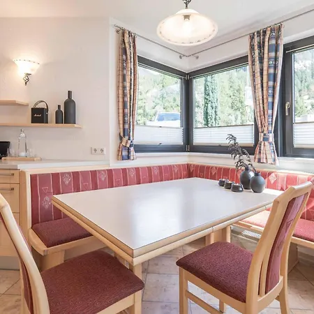 Hotel apartamentowy Reinstadler